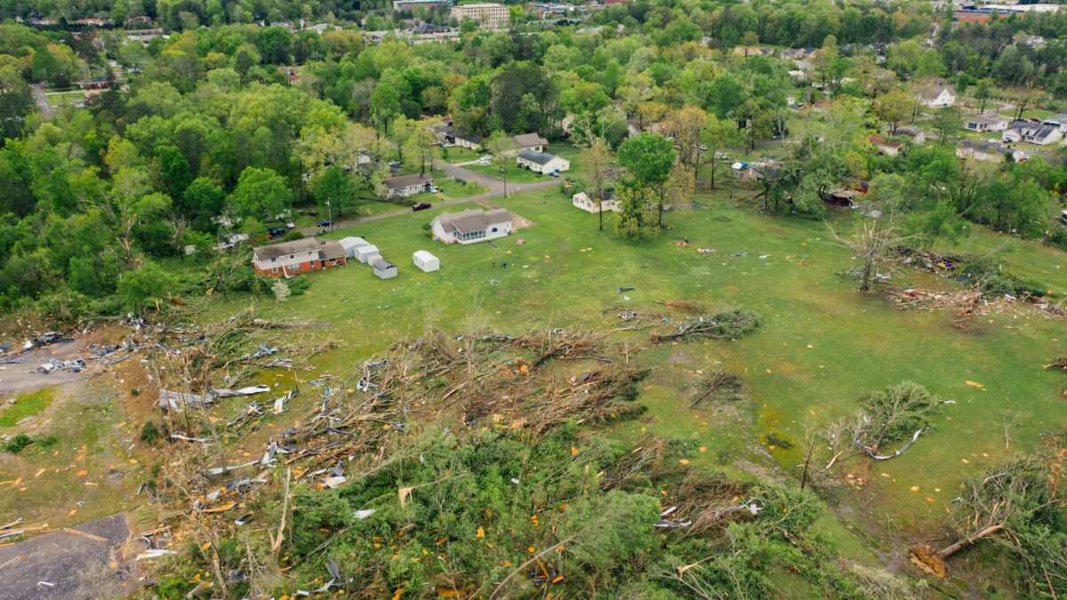 Tornado ødelagde dressurstald i Maryland – ingen heste kom til skade