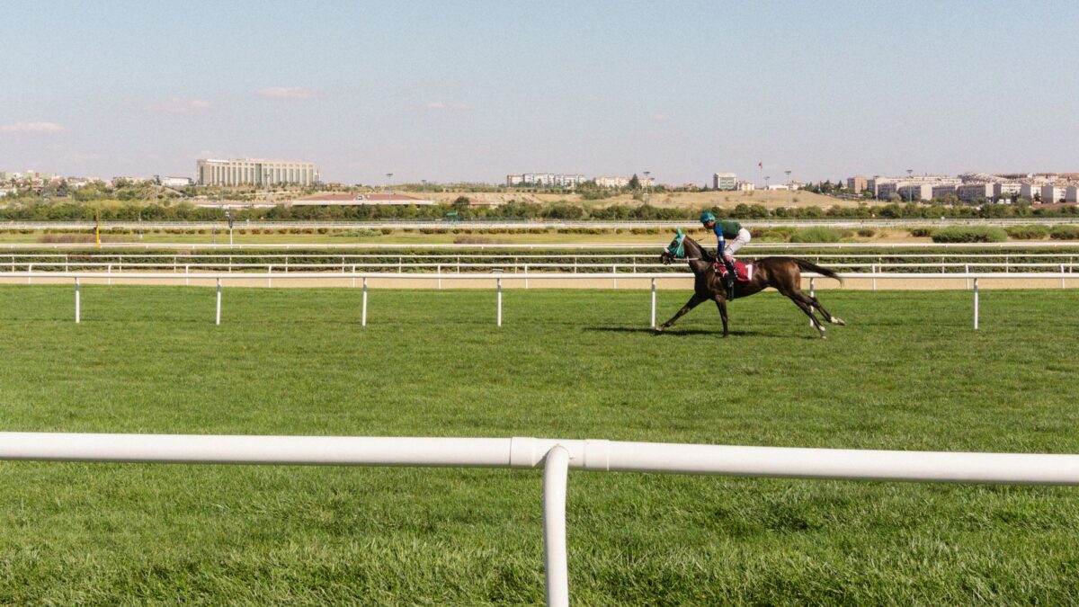 Jockey Jermaine Bridgmohan runder 1.000 sejre på Canterbury Park